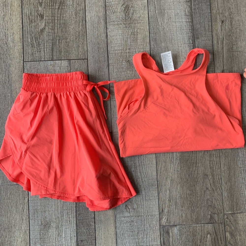 NWOT All in motion shirt and tank set